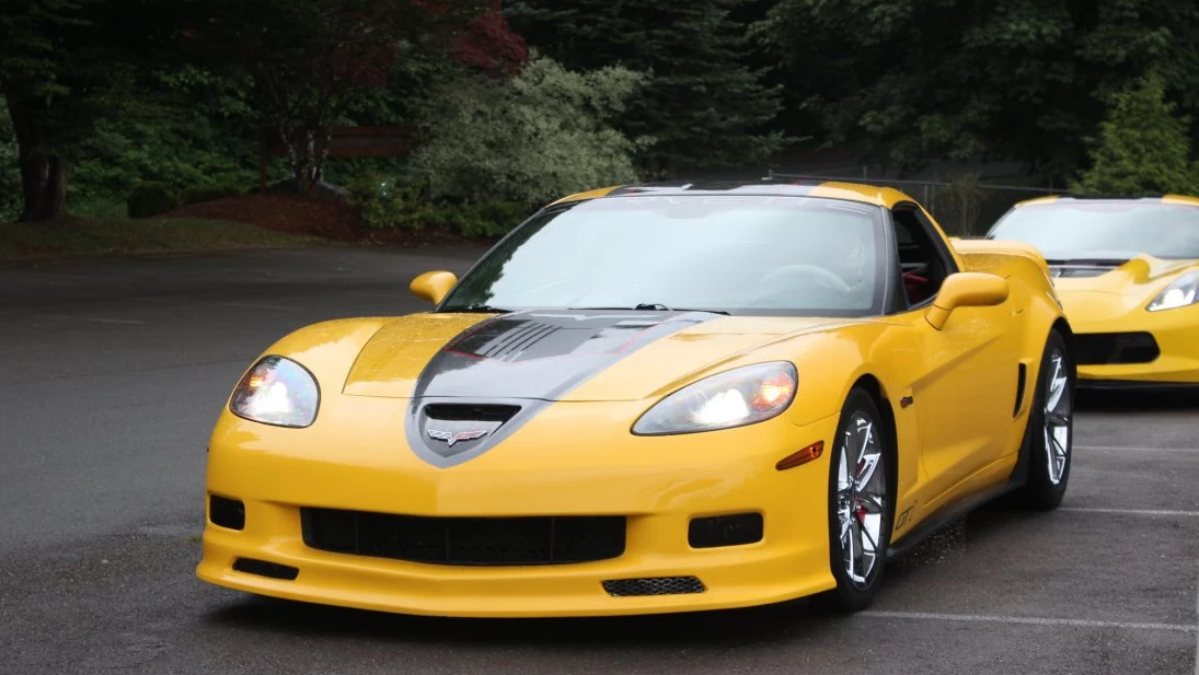 Corvette Generations/C6/C6 2010 Yellow GT1.webp